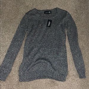 NWT Sweater Metallic Size Small